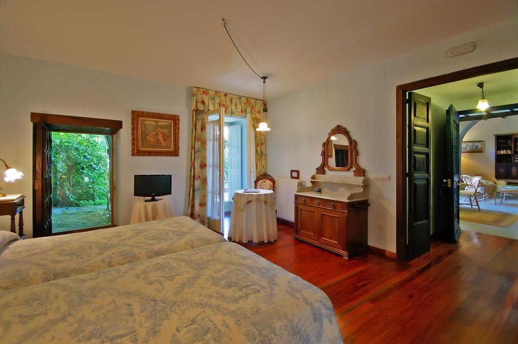 Casa Grande De Trives Bed & Breakfast Puebla de Trives Bilik gambar